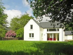 Organic Holidays - Alder Cottage, Bluebell Organic Farm, Bohey. 