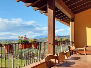 Organic Holidays - BioAgriturismo La Quercia, Contrada Centorame, 4, 64032 Atri [TE]. 