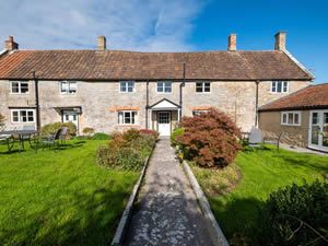 Organic Holidays - Middlewick Holiday Cottages, Middlewick Farm, Wick Lane. BA6 8JW