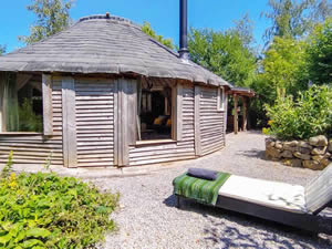 Organic Holidays - The Roundhouse, Old Redhouse Farm, Stratton on the Fosse. BA3 4QE